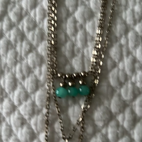 THREE CHAIN NECKLACE - Picture 4 of 5